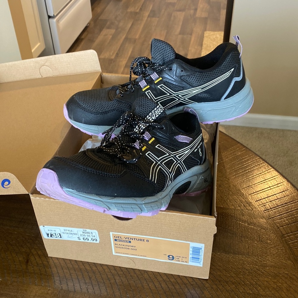 Asics Gel-Venture 8